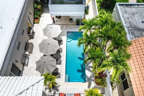 17069 Royal Cove Way Boca Raton FL 33496