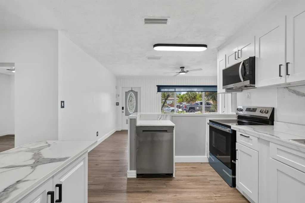 540 NE 61st Street Oakland Park FL 33334