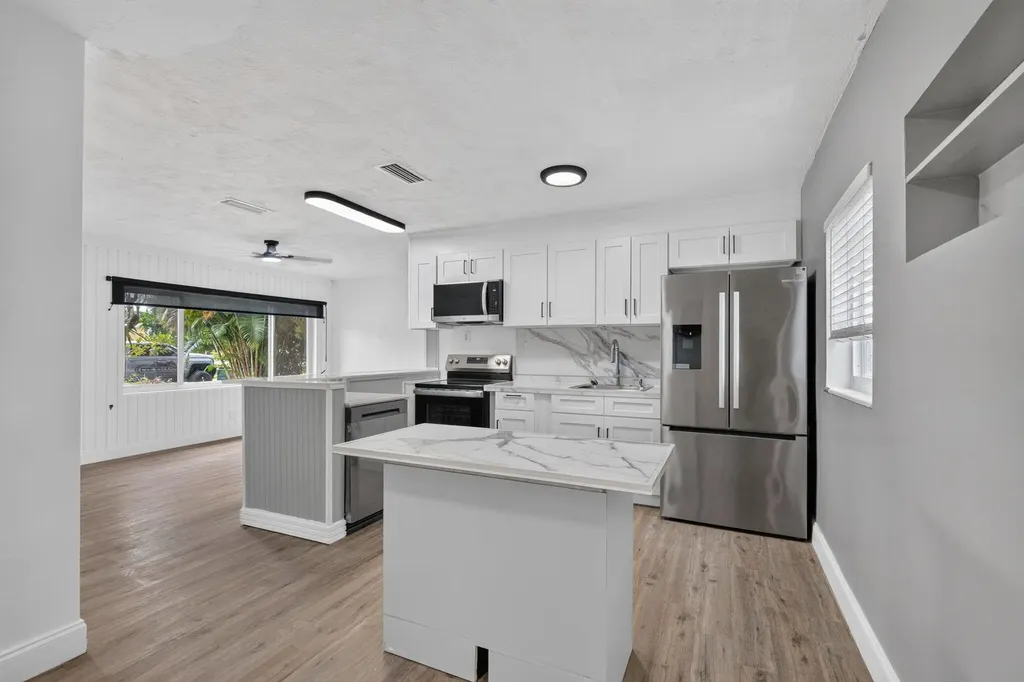 540 NE 61st Street Oakland Park FL 33334