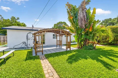 540 NE 61st Street Oakland Park FL 33334