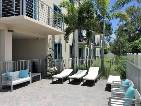 1558 NE 34th Court Oakland Park FL 33334