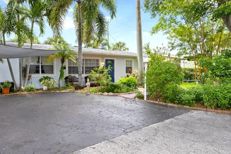 1427 NE 30th Street Pompano Beach FL 33064