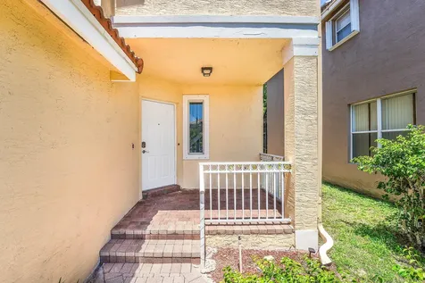 5477 Queenship Court Greenacres FL 33463