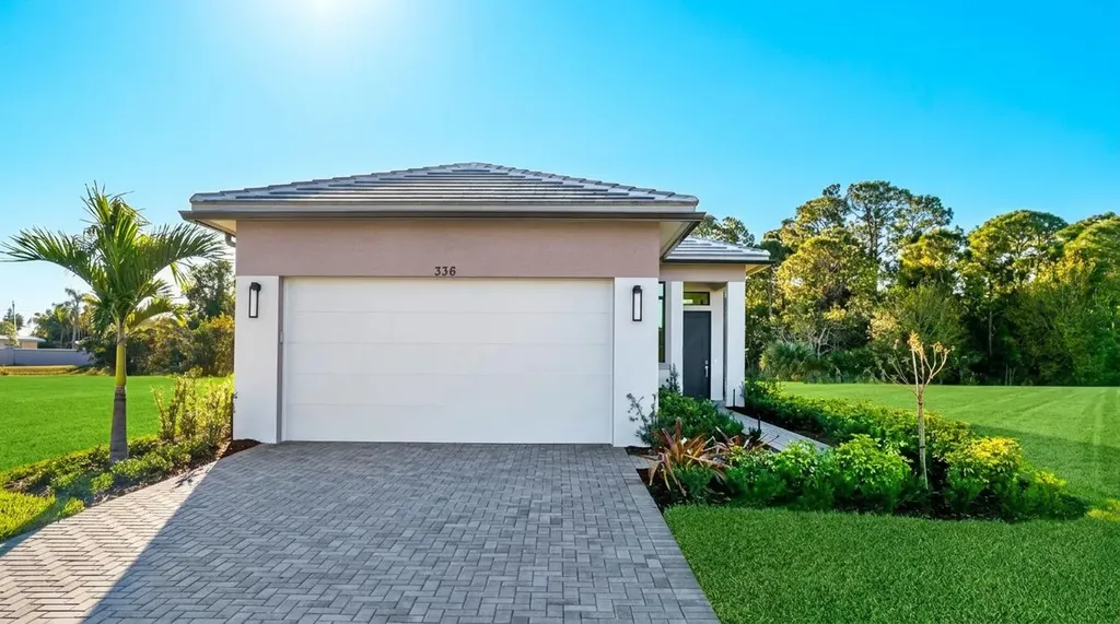 336 SE Via Sangro Port St Lucie FL 34952