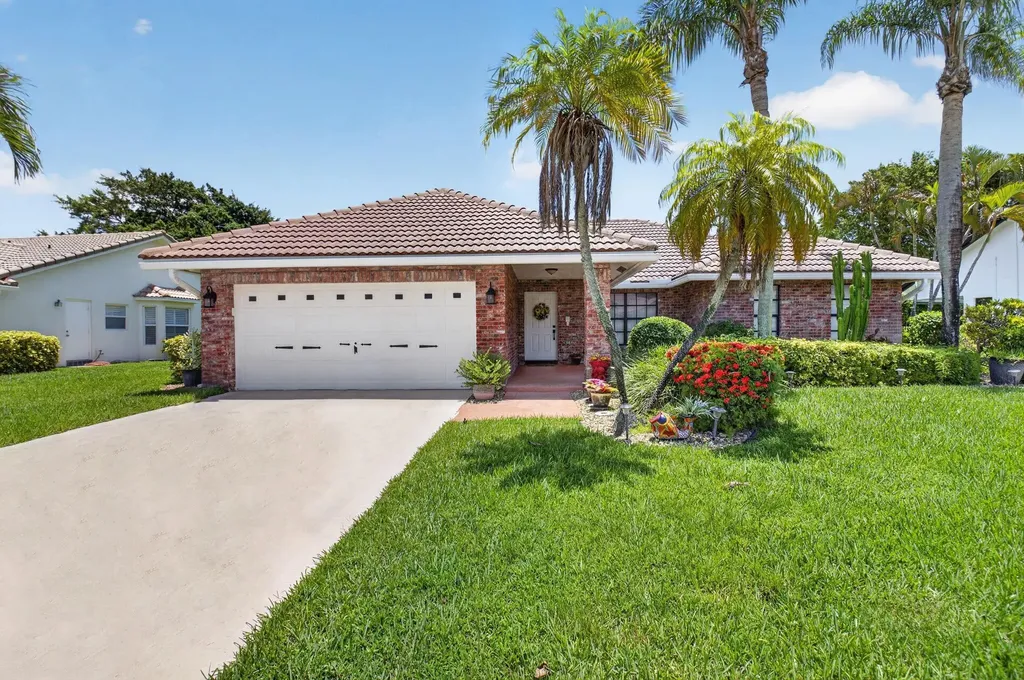 19600 Sedgefield Terrace Boca Raton FL 33498