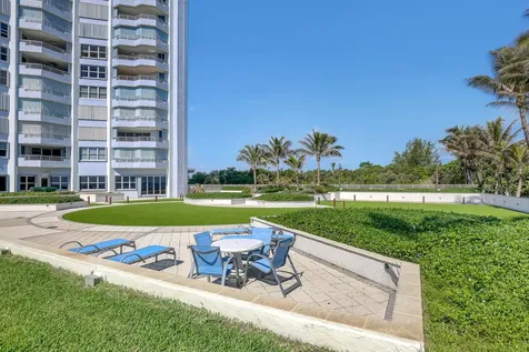 5200 N Ocean Drive Riviera Beach FL 33404