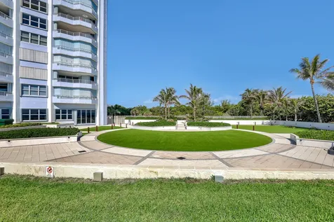 5200 N Ocean Drive Riviera Beach FL 33404