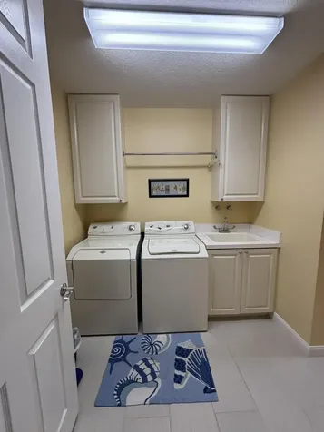 29 Harbour Isle W Fort Pierce FL 34949