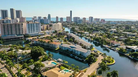 450 Paradise Isle Boulevard Hallandale Beach FL 33009