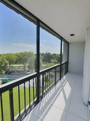 3050 Presidential Way West Palm Beach FL 33401