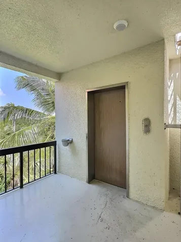 3050 Presidential Way West Palm Beach FL 33401