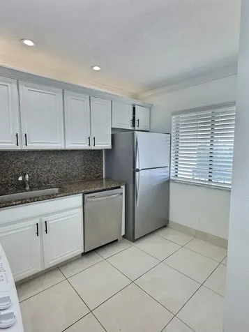 3050 Presidential Way West Palm Beach FL 33401