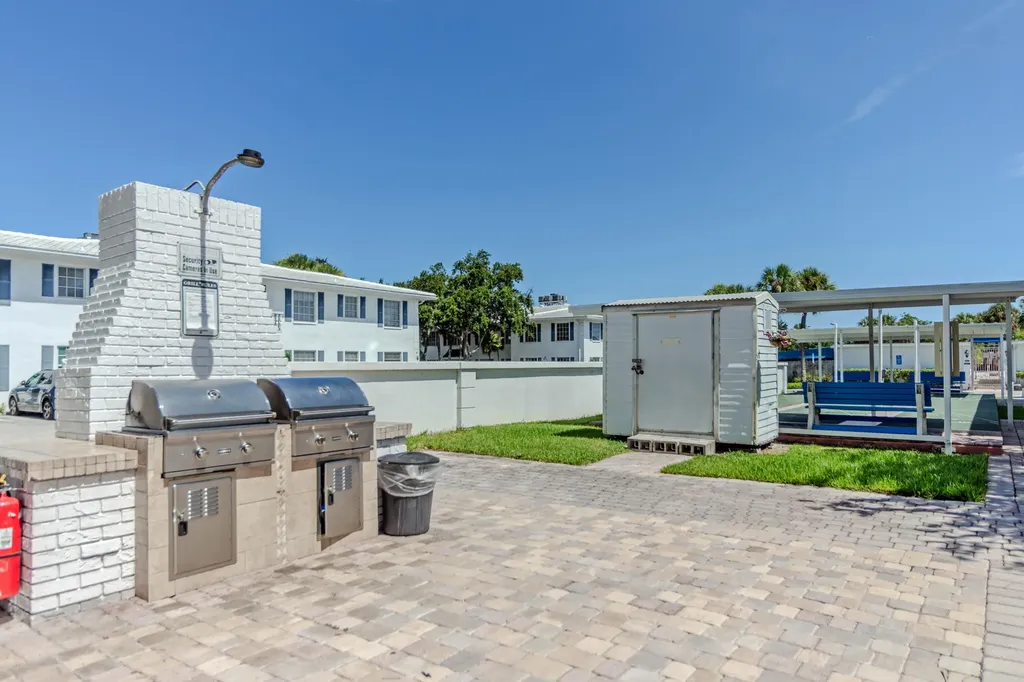 2161 NE 68th Street Fort Lauderdale FL 33308