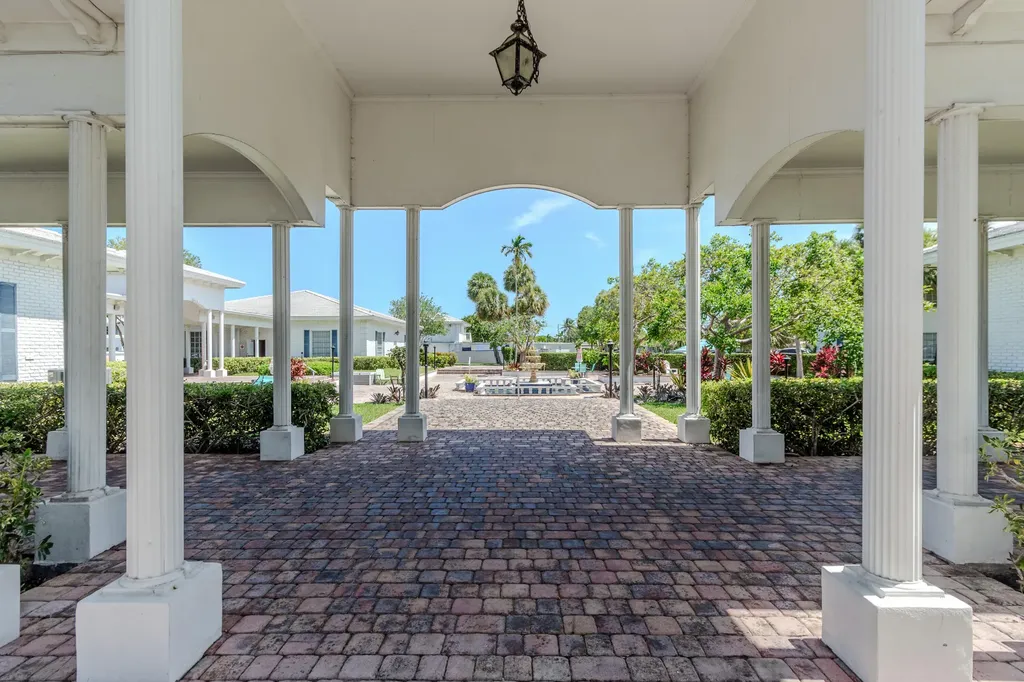 2161 NE 68th Street Fort Lauderdale FL 33308