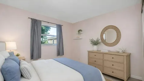 5186 NE 6th Avenue Oakland Park FL 33334