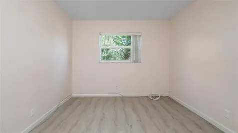 5186 NE 6th Avenue Oakland Park FL 33334