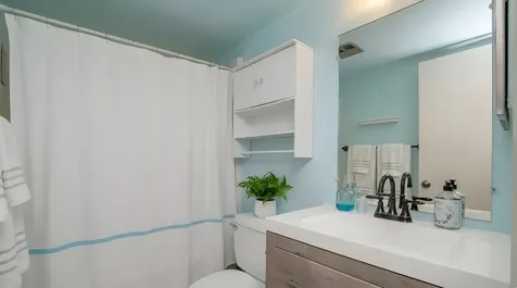 5186 NE 6th Avenue Oakland Park FL 33334