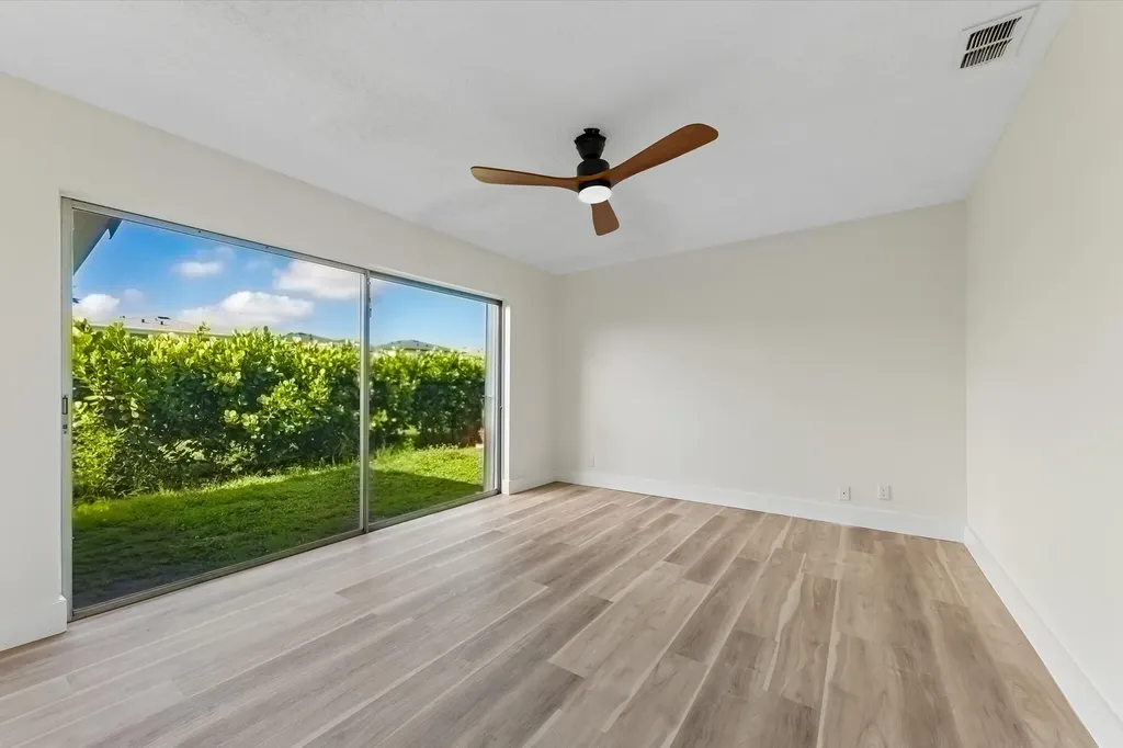 7198 E Pine Forest Circle Circle E Lake Worth FL 33467