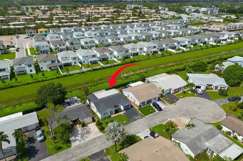 7198 E Pine Forest Circle Circle E Lake Worth FL 33467