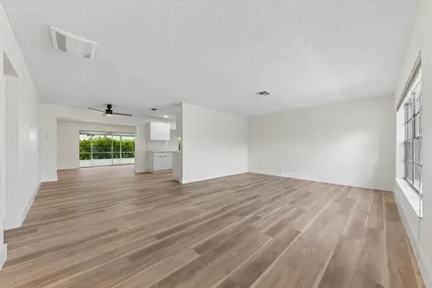7198 E Pine Forest Circle Circle E Lake Worth FL 33467