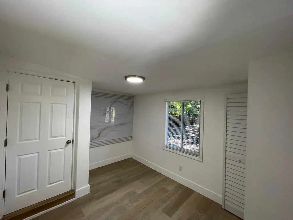 1635 NE 160th Street North Miami Beach FL 33162