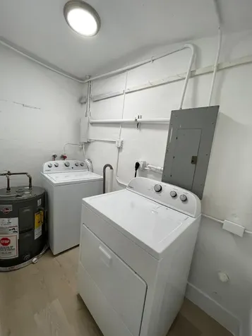 1635 NE 160th Street North Miami Beach FL 33162