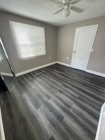 2467 NW 90th Street Miami FL 33147