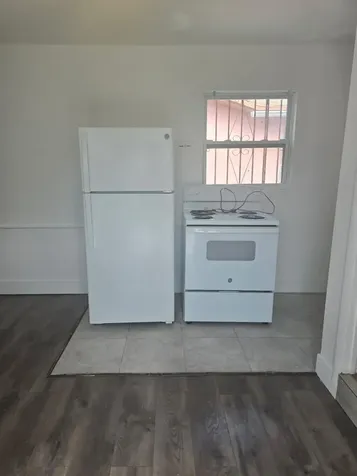 2467 NW 90th Street Miami FL 33147