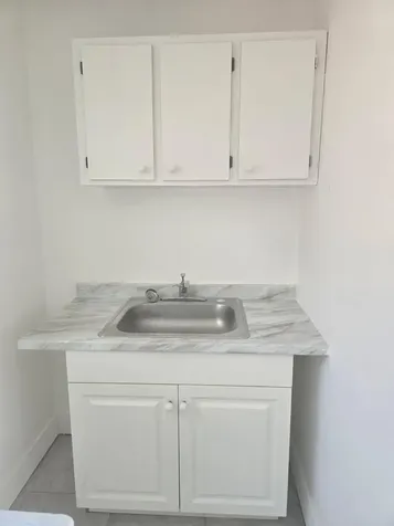2467 NW 90th Street Miami FL 33147