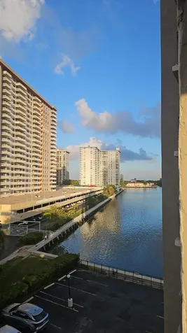 17500 N Bay Road Sunny Isles Beach FL 33160