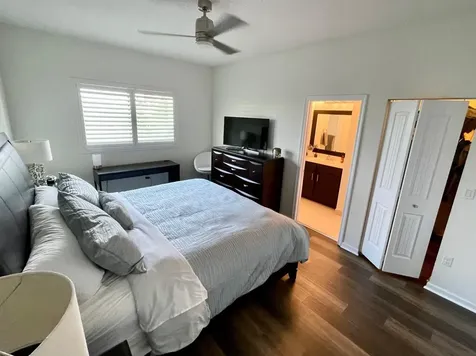 4218 N Dixie Highway Oakland Park FL 33334