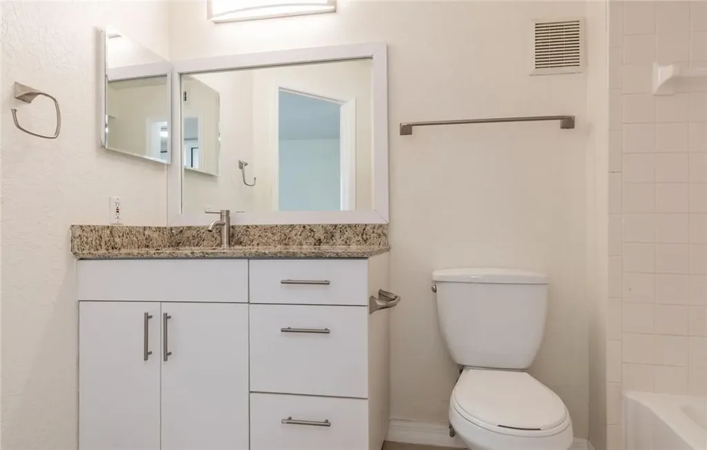 417 Vista Isle Drive Sunrise FL 33325