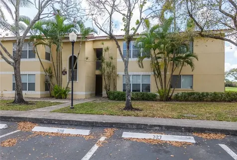 417 Vista Isle Drive Sunrise FL 33325