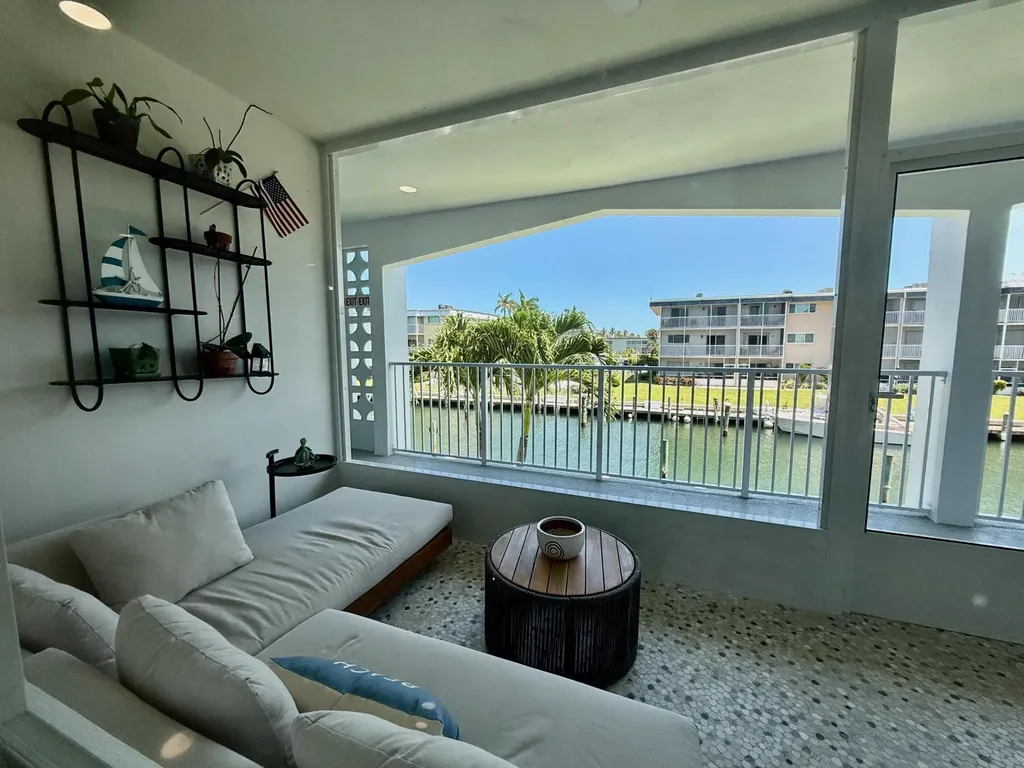 110 Shore Court North Palm Beach FL 33408