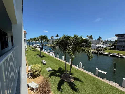 110 Shore Court North Palm Beach FL 33408