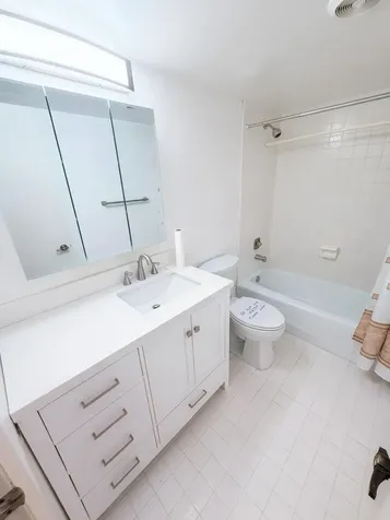 3930 Inverrary Boulevard Lauderhill FL 33319