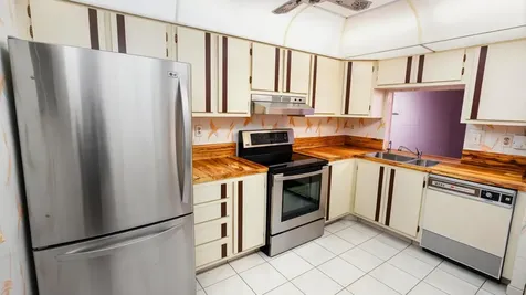 3930 Inverrary Boulevard Lauderhill FL 33319