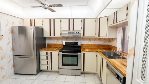 3930 Inverrary Boulevard Lauderhill FL 33319