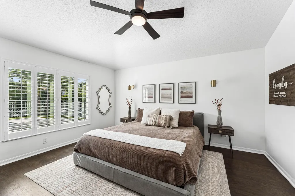 583 Canoe Point Delray Beach FL 33444