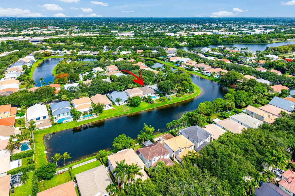 583 Canoe Point Delray Beach FL 33444