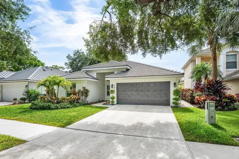 583 Canoe Point Delray Beach FL 33444