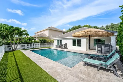 583 Canoe Point Delray Beach FL 33444