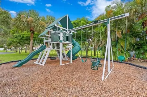 583 Canoe Point Delray Beach FL 33444