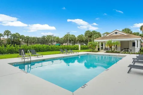 583 Canoe Point Delray Beach FL 33444