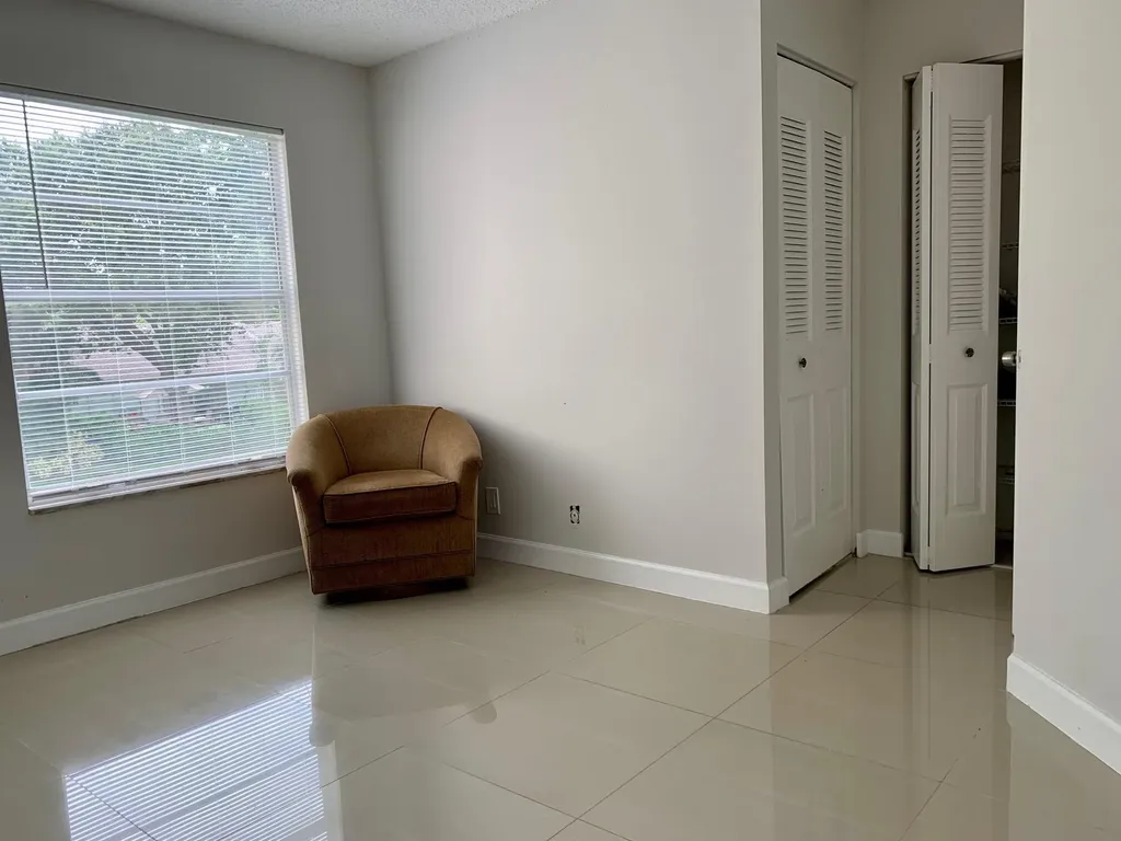 2500 Fiore Way Delray Beach FL 33445