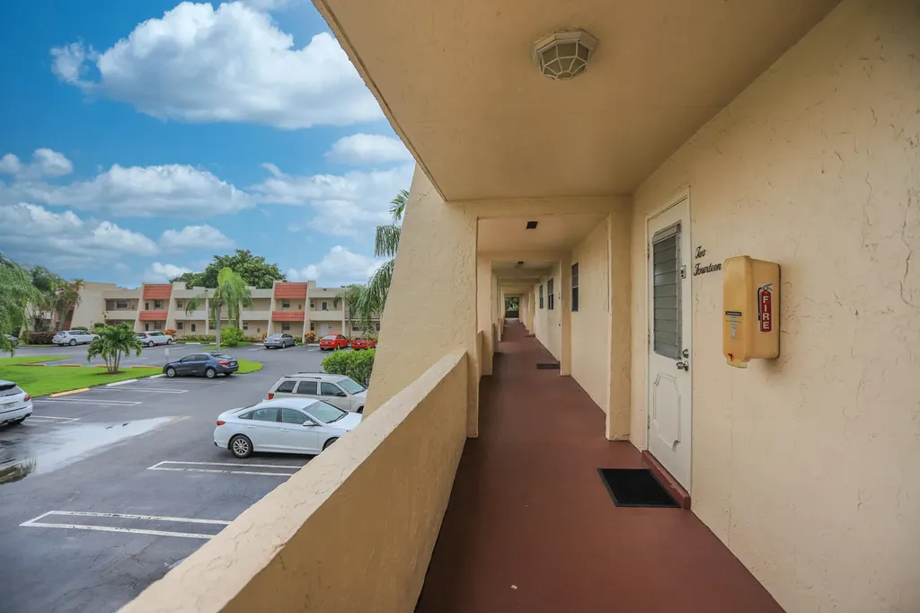 2500 Fiore Way Delray Beach FL 33445