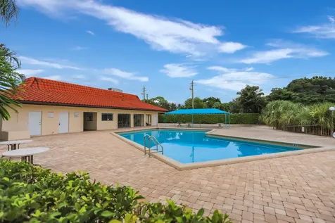 2500 Fiore Way Delray Beach FL 33445