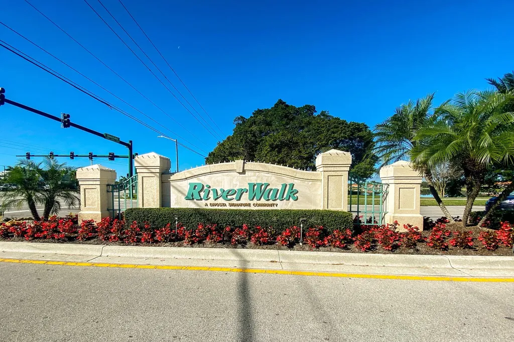 2774 Livingston Lane West Palm Beach FL 33411