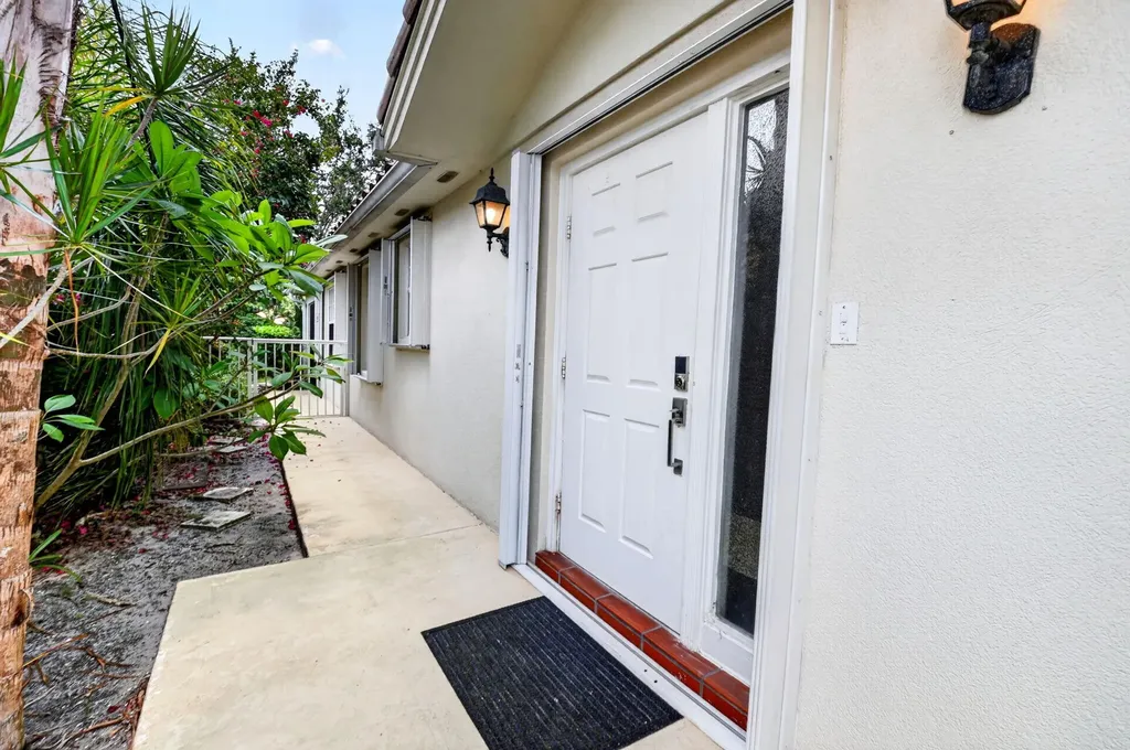 2774 Livingston Lane West Palm Beach FL 33411
