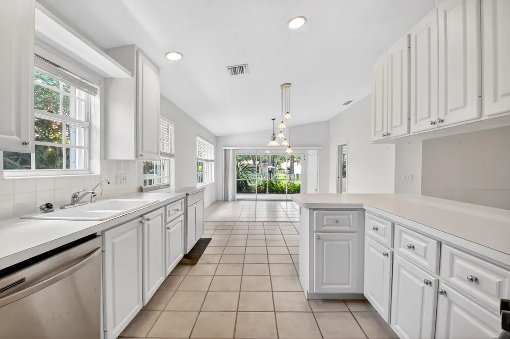 2774 Livingston Lane West Palm Beach FL 33411